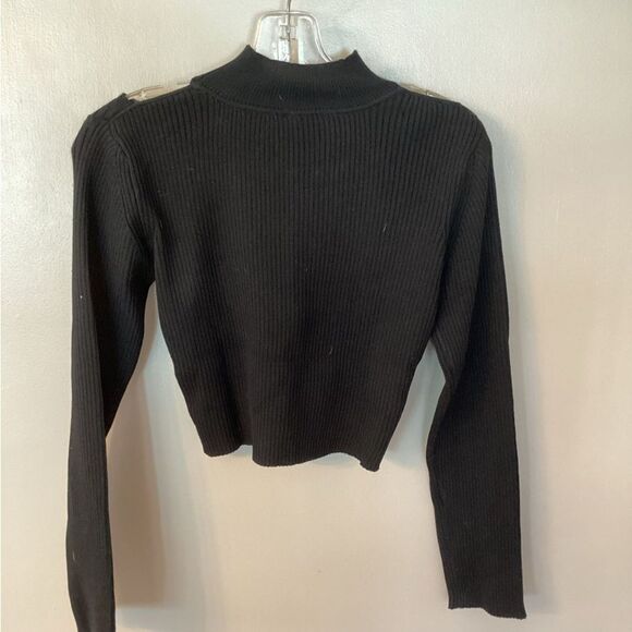 LARGE BLACK RIBBED MOCK NECK CRIOPPED COLLARBONE CUTOUT SWEATER - Picture 4 of 6
